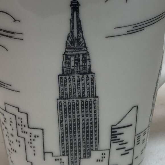 222 Fifth City Scenes Coffee Mug Empire State Building Fine China Black & White - Picture 3 of 8